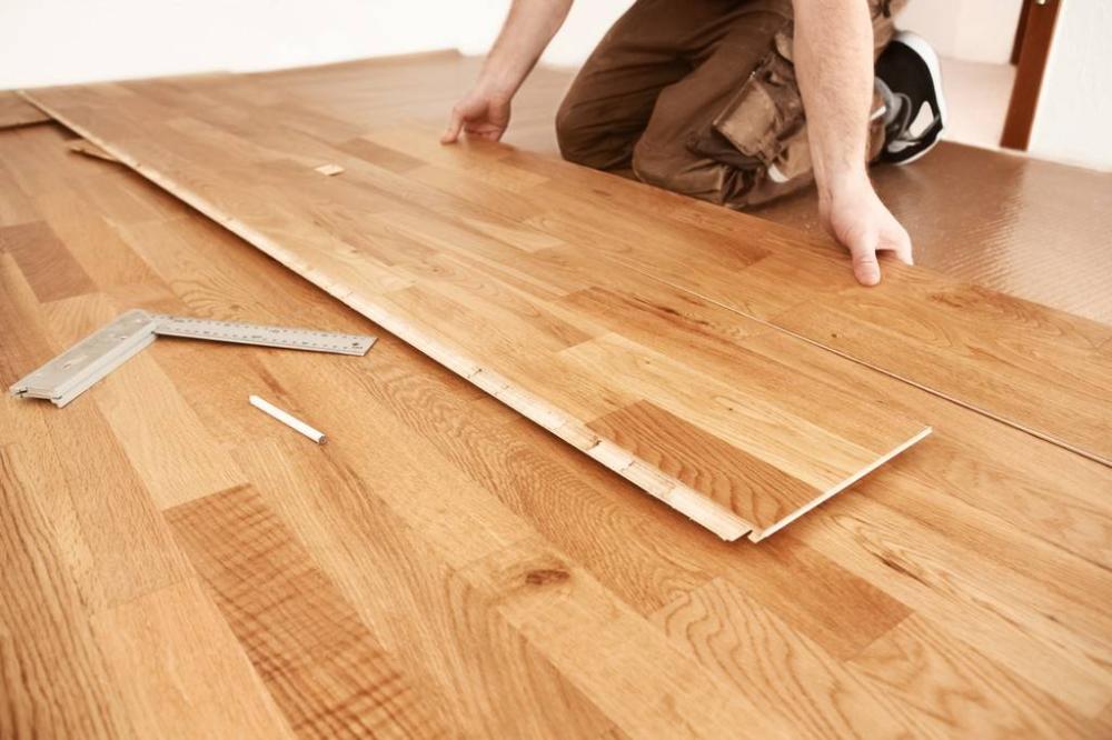 pose de parquet stratifié